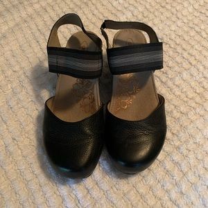 Aetrex Wedges size 6